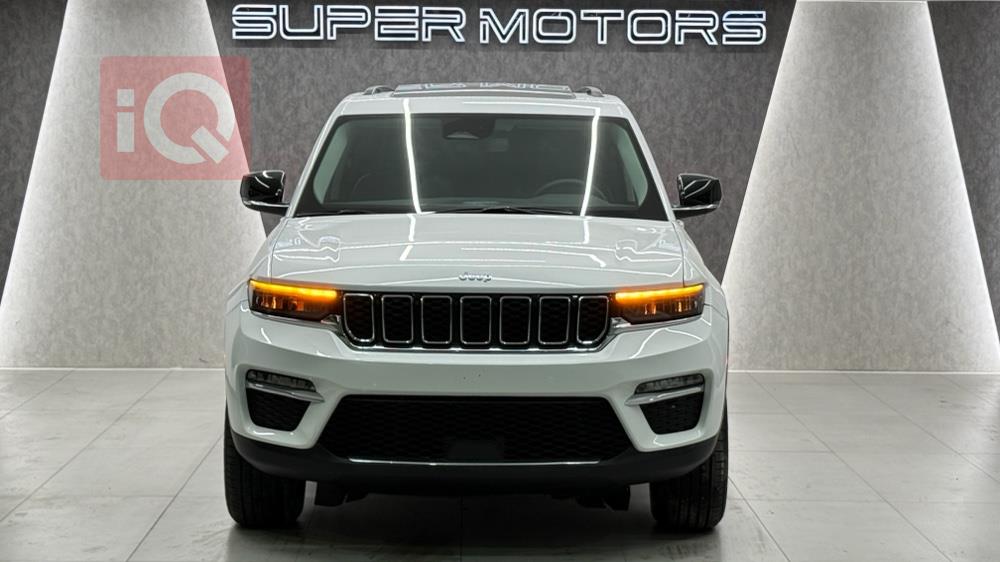 جیپ گراند شیرۆکی